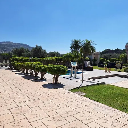 Maria Casa de Férias Haraki