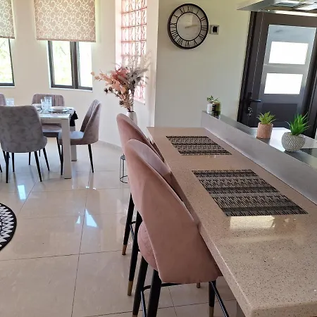 Maria Nyaraló Haráki